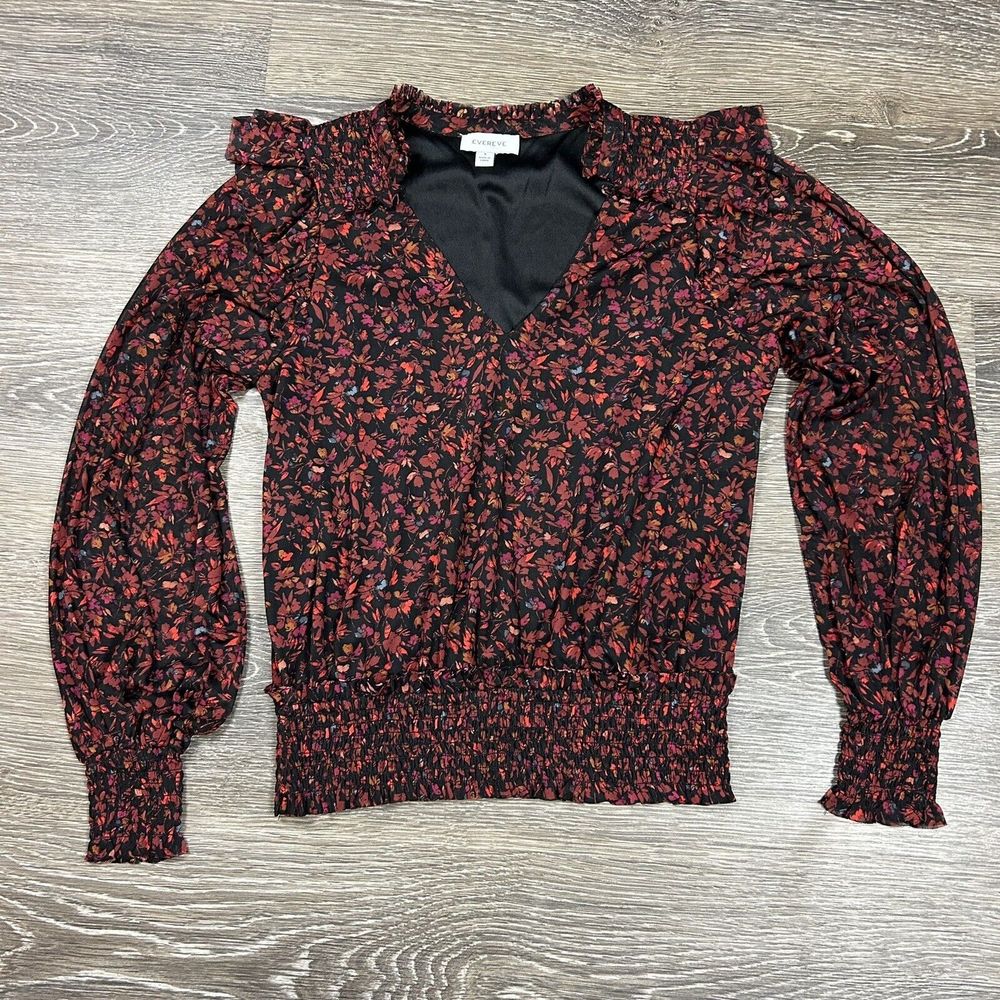 Evereve Black Floral V-Neck Smocked Waist Blouse